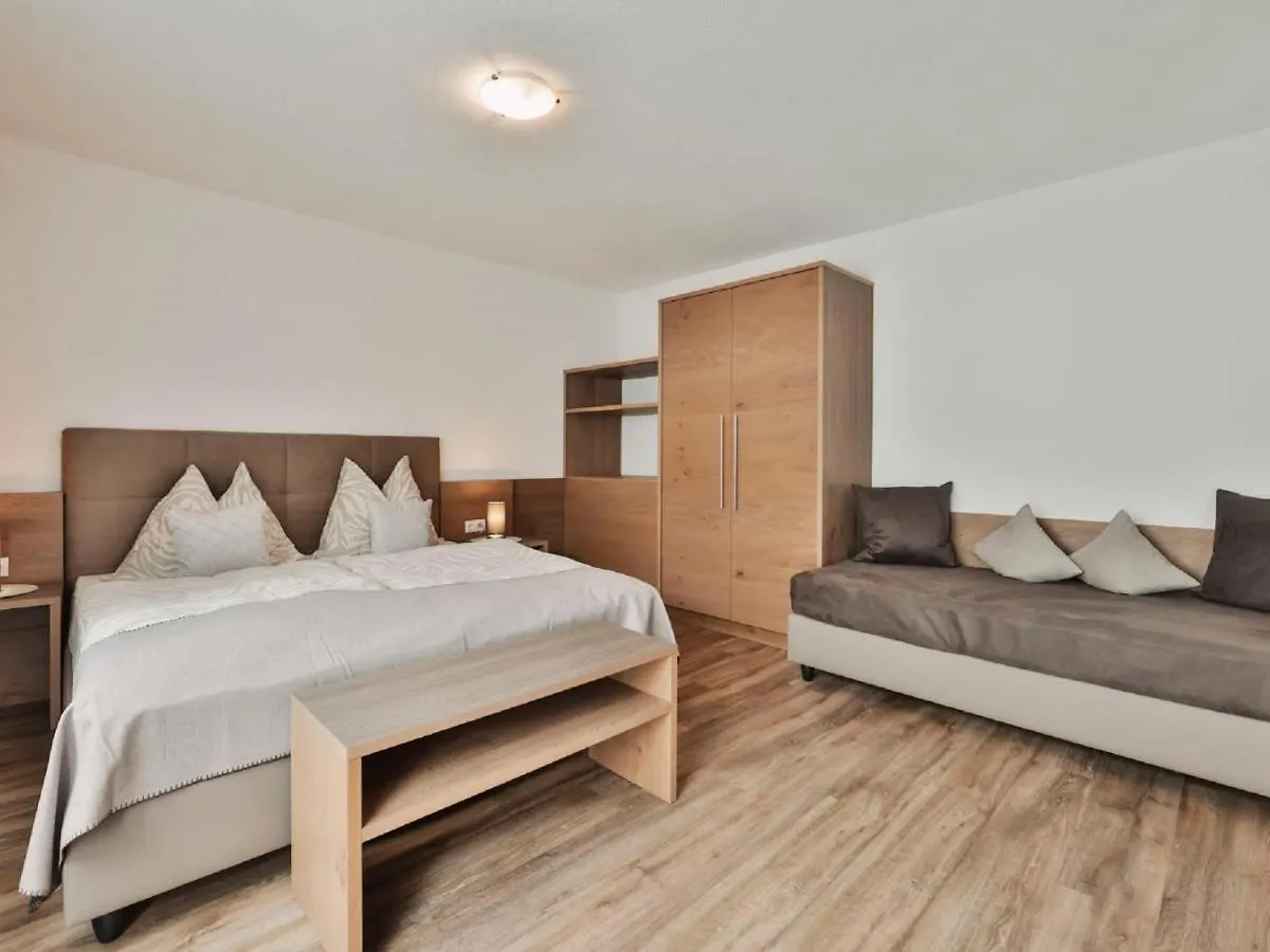 Apartment Chalet Sofie-2 By Interhome 이스크글